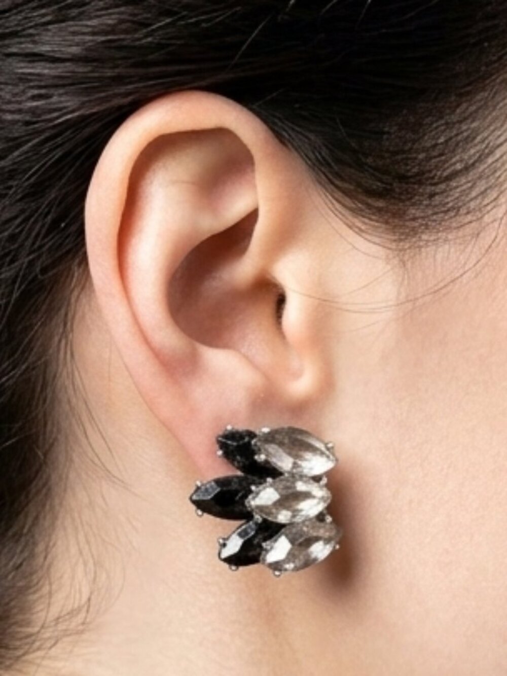 Vintage Pierced Earrings Clear and Black Marquise Stones - Picture 4 of 8